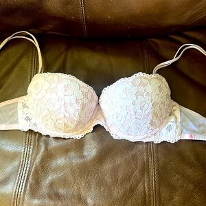 VS pink push up bra, pink color, lace, adjustable/crisscross option straps, 34B